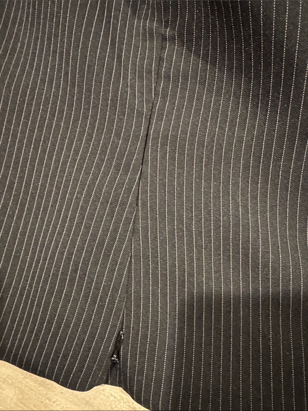 Tahari Arthur S. Levine Black Pinstripe Sleeveless Career Top Blouse Square 18 - Picture 6 of 7
